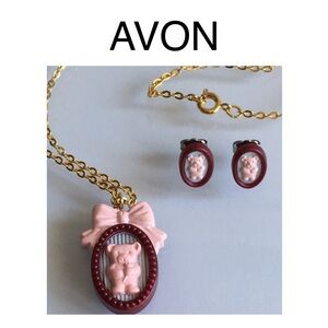 Vintage Avon My First Cameo, 1990 Girls Teddy Bear Pendant Necklace & Earrings